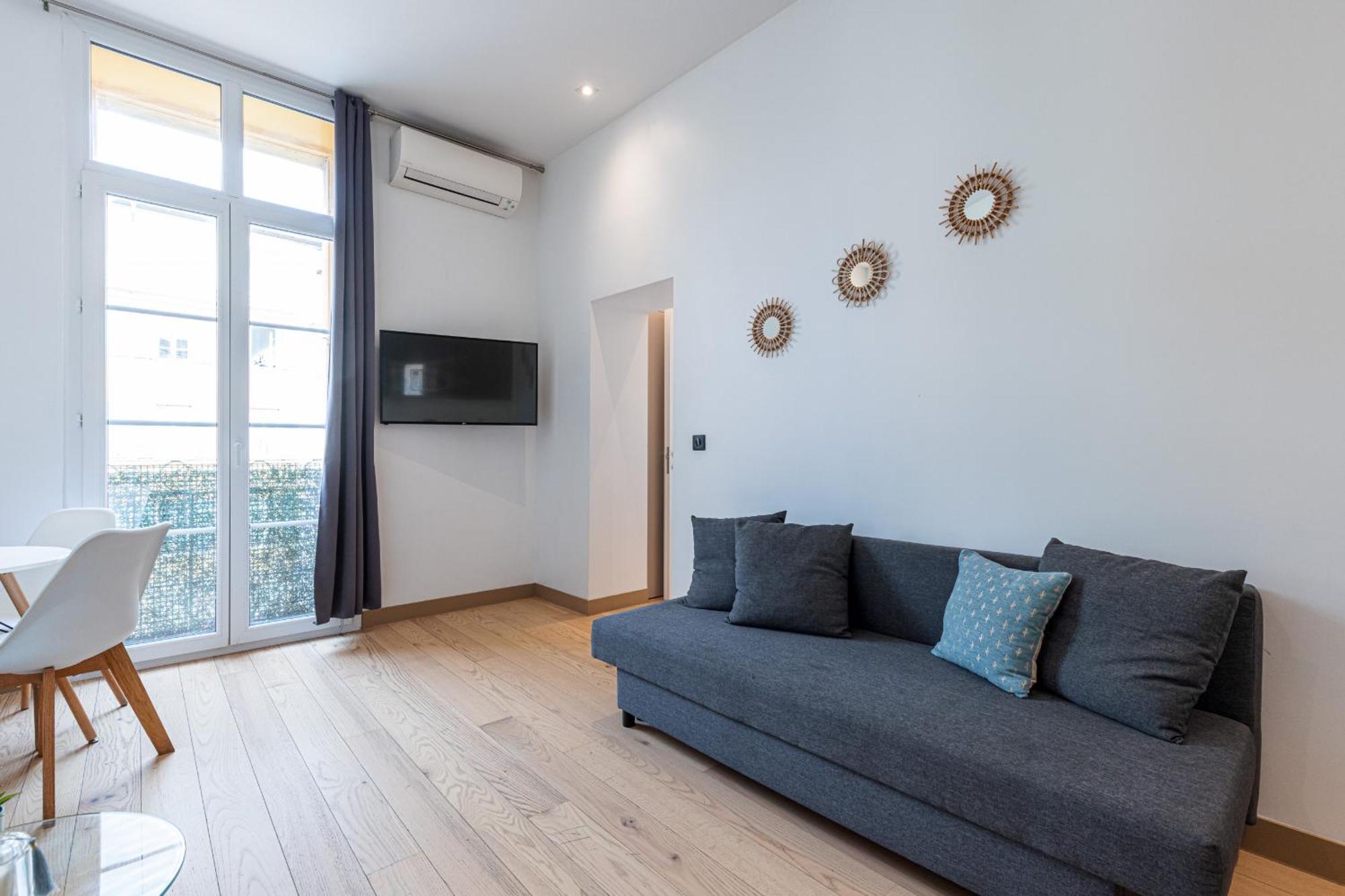 Garibaldi Square - Cosy 1bdr In The Old Town Lejlighed